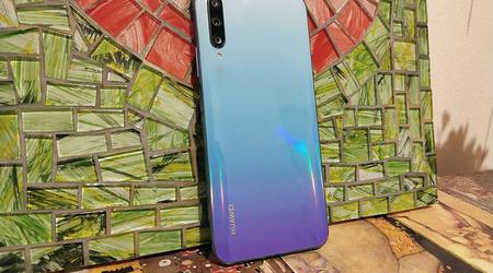Огляд Huawei P Smart Pro (2019): пам'яті забагато не буває