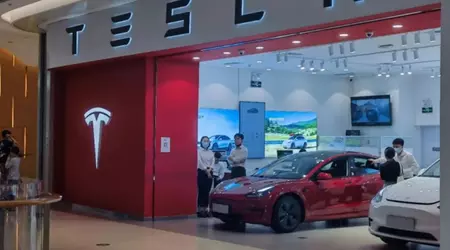 Tesla China employees work 13 hours a day without a day off to meet sales targets