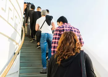 Бета-версия Apple Intelligence будет требовать список ожидания для доступа