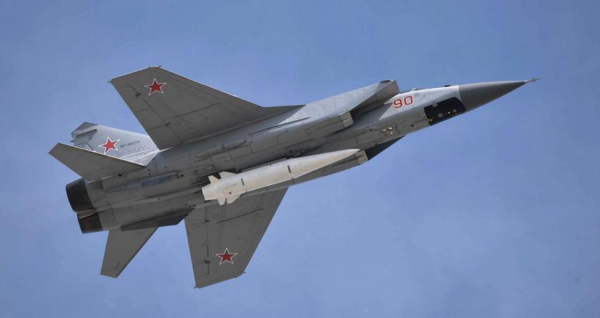 Ukraine er klar til at betale penge til russiske piloter, der vil levere et MiG-31K jagerfly med et Kh-47M2 pseudo-hypersonisk missil.