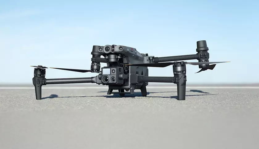 Украинский FPV-дрон за $400 в воздухе атаковал редкий российский беспилотник DJI Matrice 30T стоимостью от $14 000