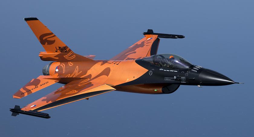 Dinamarca, Noruega y los Países Bajos podrían transferir 50 aviones F-16AM/BM de cuarta generación a Ucrania para formar 3-4 escuadrones de cazas