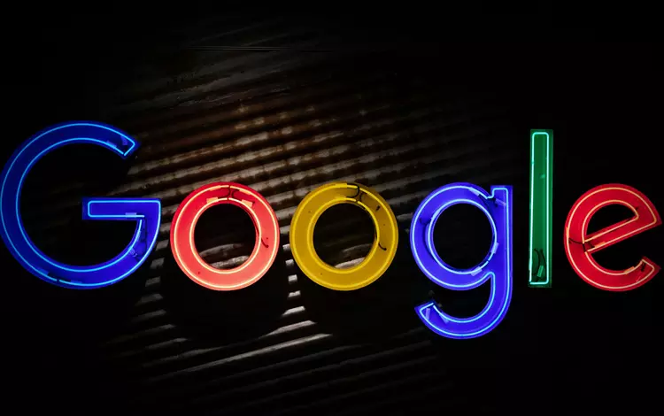 Google licencie des centaines d'employés dans ...