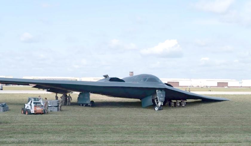 Ядерный бомбардировщик B-2 Spirit загорелся и получил повреждения в результате аварийной посадки на базе в США