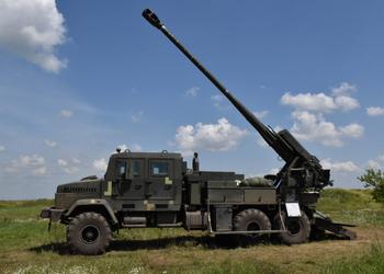 Ukrainische Haubitze "Bogdan" zerstört russische Ausrüstung auf Snake Island (Video)