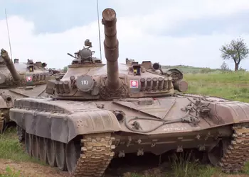 Полностью избавилась: Чехия передала последние обещанные танки Т-72М1 Украине