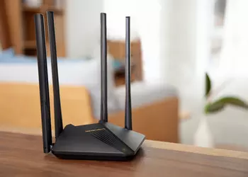 Mercusys MR30G: гигабитный двухдиапазонный роутер дешевле 1000 грн