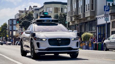Waymo's robotaxi drove into the oncoming lane while trying to avoid a group of monocyclists