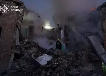 В ночь на 28 августа россия атаковала Киев реактивными дронами Герань-3 с иностранными комплектующими - погибло 15 человек, из них 4 детей