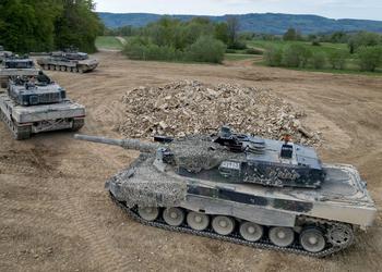 Швейцарія продасть Німеччині 25 німецьких танків Leopard 2 за умови не постачати їх Збройним Силам України