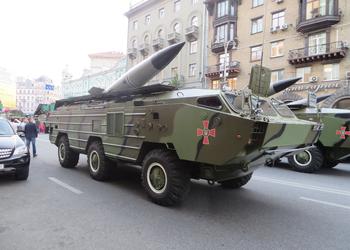 Вооружённые Силы Украины продемонстрировали эффектный запуск двух ракет с ТРК «Точка-У»