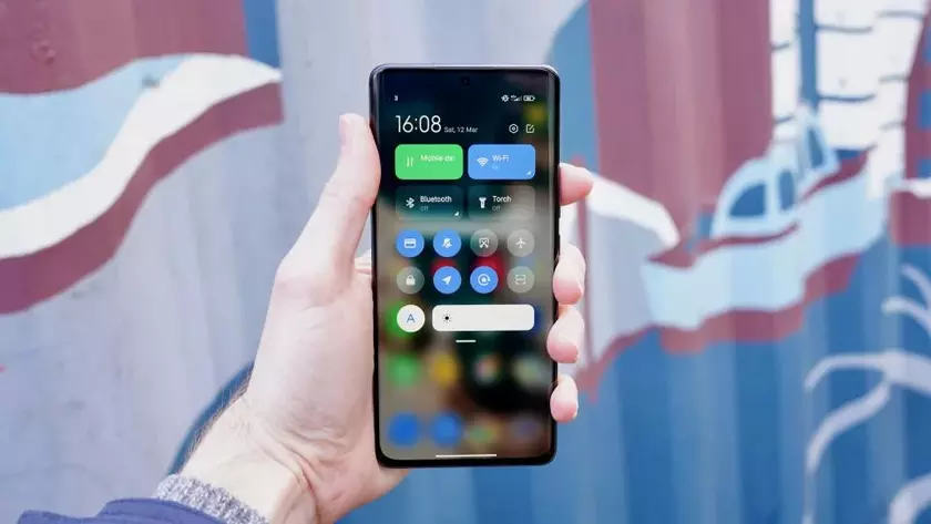 AnTuTu опубликовал списки лучших флагманов за свои деньги