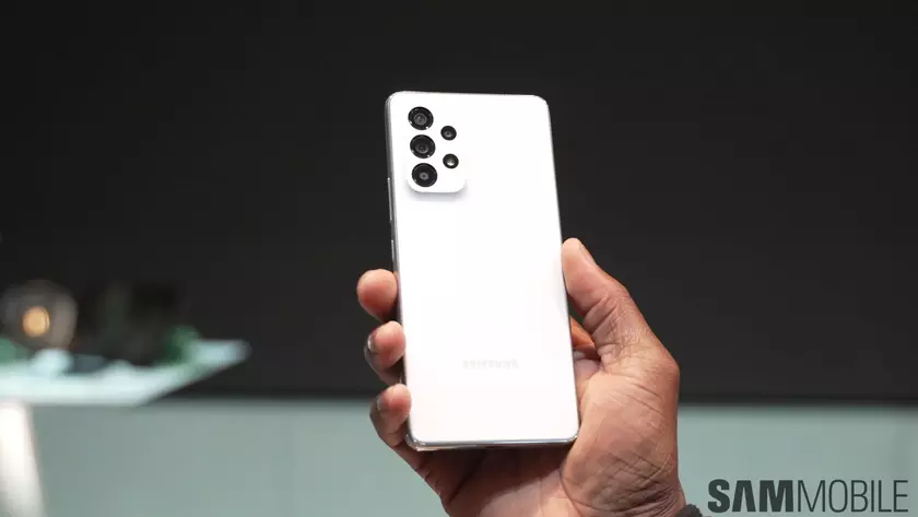 Galaxy A53 получает обновление в Европе: Улучшена защита и стабильность