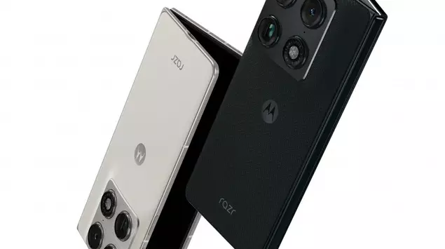 Motorola is preparing the first foldable ...