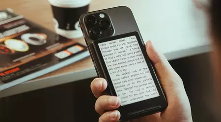 Читай на ходу: представлено Xteink X4 — компактний E Ink-рідер, який кріпиться до смартфона