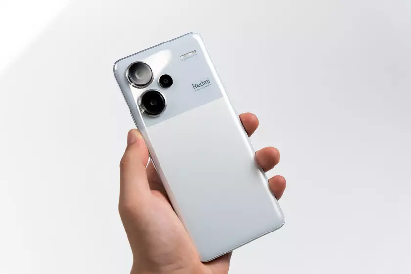 В Redmi Note 14 Pro кардинально сменится дизайн задней панели в сравнении с предшественником