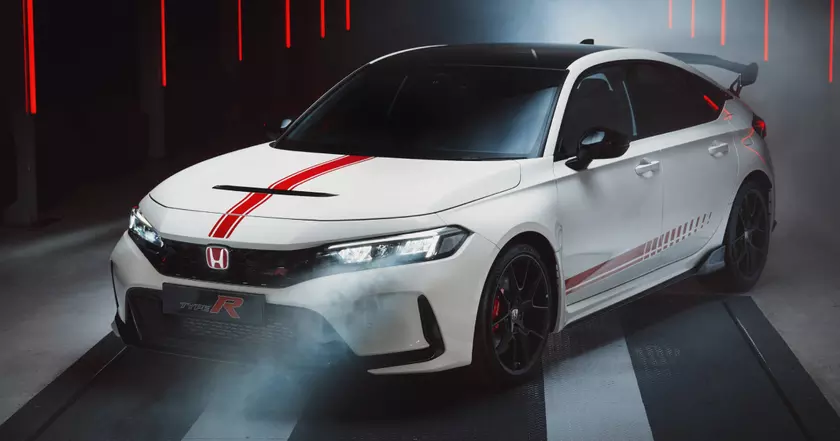 Exploring the Honda Civic Type R Ultimate Edition: A New Era of Performance