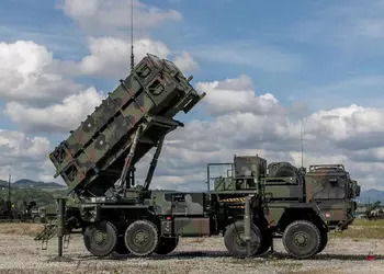 Германия выделила Украине новый пакет военной помощи, в который вошли ракеты для IRIS-T, зенитные установки Gepard, бронемашины MRAP и многое другое