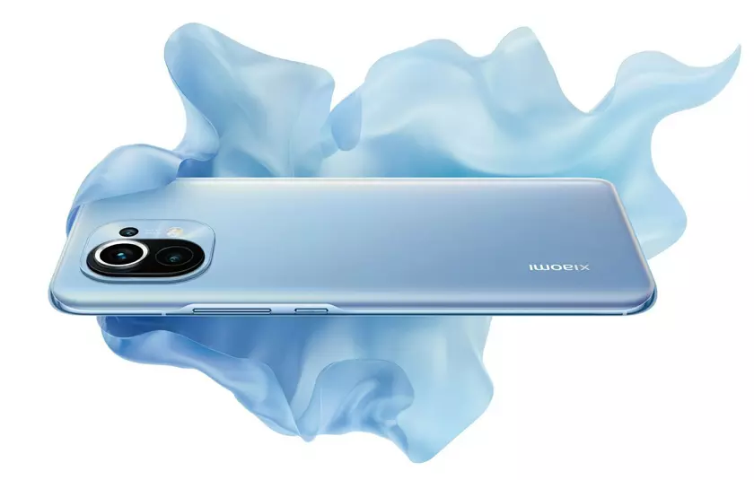 Как у Samsung Galaxy Note 20 Ultra: флагманы Xiaomi Mi 11 получат крепкое стекло Gorilla Glass Victus