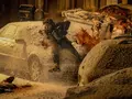 Лучший фильм Зака Креггера, отличная экранизация, но не страшный хоррор — критики о Resident Evil (2026)