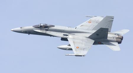 L'Espagne va dépenser 55 millions de dollars pour prolonger la durée de vie des avions de combat F/A-18 Hornet jusqu'au milieu de la prochaine décennie.