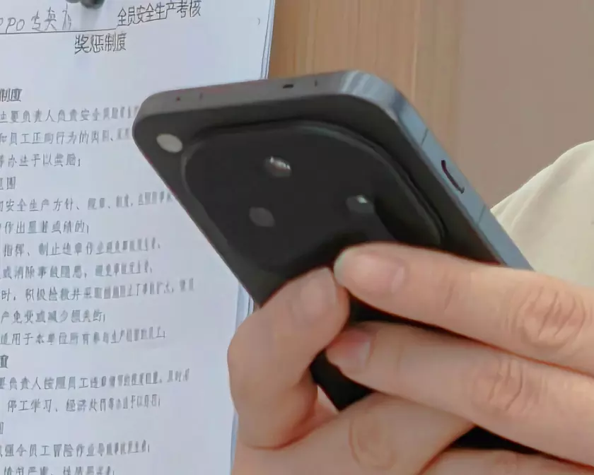 OPPO Find X8 впервые появился на фотографии с корпусом, как у iPhone 15 и Pixel 9