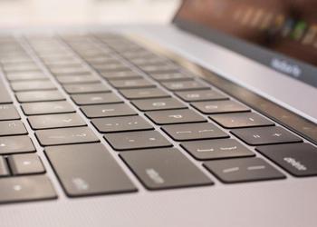 On Apple filed a group claim because of problems with the keyboard in the Macbook