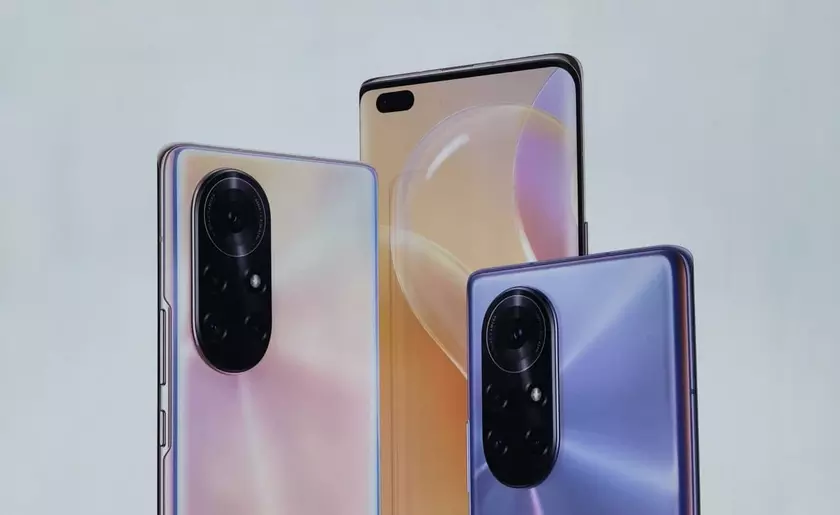 Huawei Nova 8 Pro на постерах: «дырявый» экран на 120 Гц и гигантская квадро-камера в овальном блоке