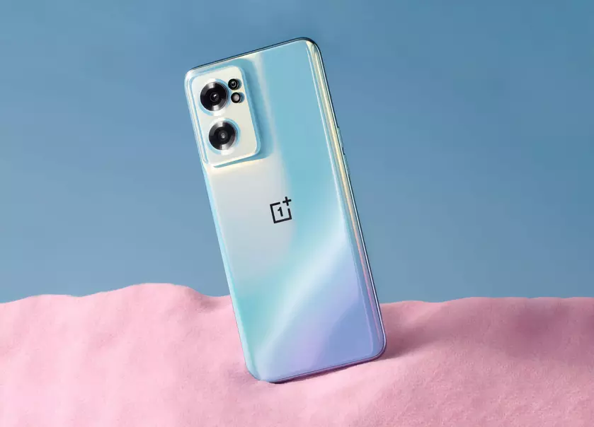 OnePlus анонсировала стабильную версию OxygenOS 13 на основе Android 13 для OnePlus Nord CE 2 5G