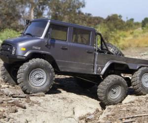 1:10 Axial® UMG 6X6 RTR RC ...