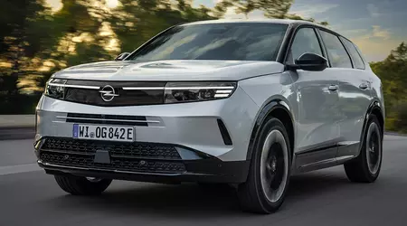 Opel Grandland PHEV проїхав 1115 км на одному баку і одній зарядці в реальних умовах