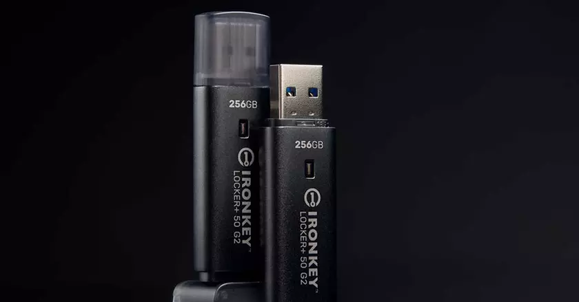 Металлический USB-накопитель Kingston IronKey LP50 G2