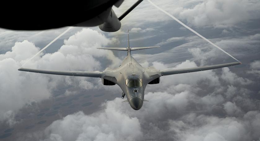 Стратегические бомбардировщики B-1B Lancer выполнили три миссии за восемь дней на Ближнем Востоке
