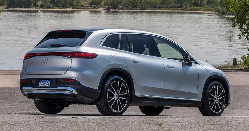 Exploring the Mercedes-Benz EQS SUV: A Leap into Electrifying Luxury