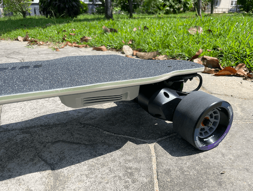 Backfire Zealot V Electric Skateboard