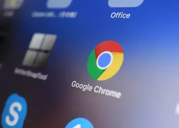Google добавит помощника Gemini в Chrome