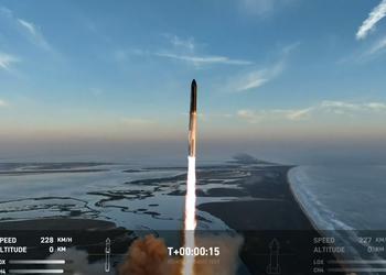 SpaceX ha perso la Starship 9 pochi minuti dopo il decollo e il razzo Super Heavy è esploso durante la discesa nel Golfo del Messico.