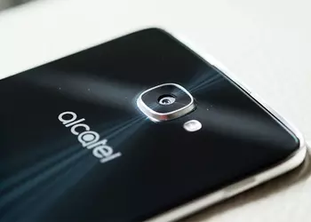 Alcatel Idol 5S появился на первой "живой" фотографии