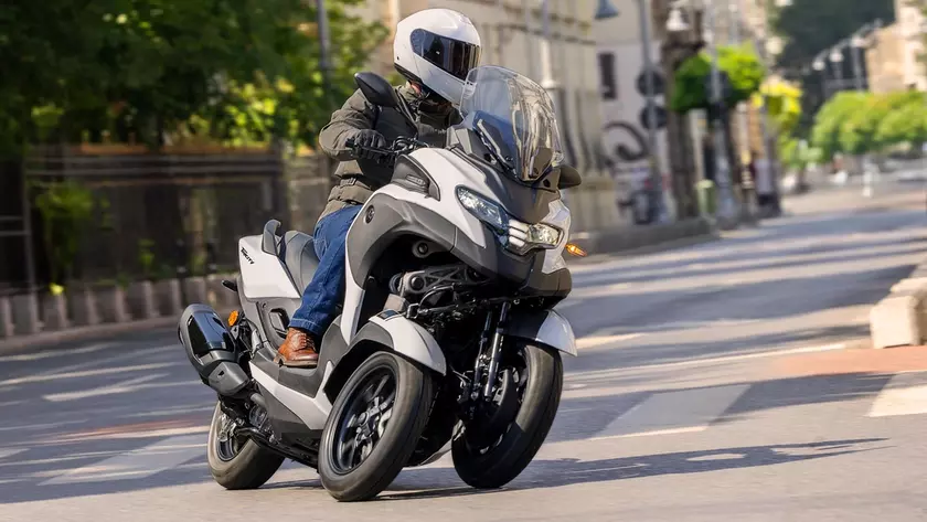 Yamaha Tricity 300