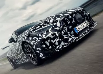 V8 возвращается: Mercedes-AMG готовит ультралимитированное купе CLE Mythos