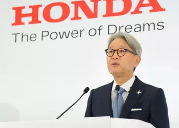 Honda меняет планы: меньше электромобилей, больше гибридов