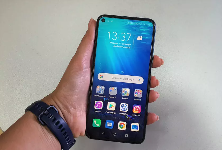 Обзор смартфона Honor 20 Pro: отличная камера за вменяемые деньги