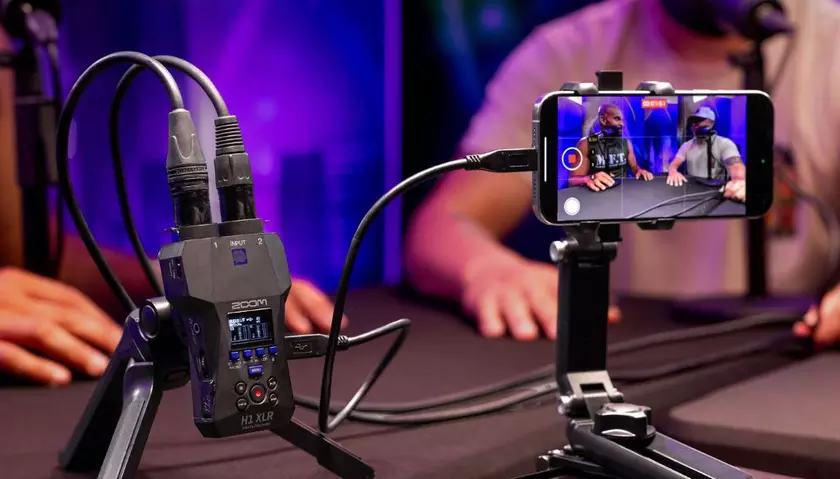 Zoom представила портативный диктофон H1 XLR