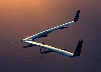 Facebook испытала обновленный интернет-дрон Aquila