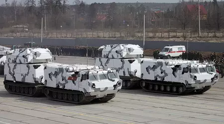 Les forces armées ukrainiennes ont détruit un très rare Arctic Tor-M2DT - la Russie ne possédait que 12 systèmes de missiles sol-air de ce type.