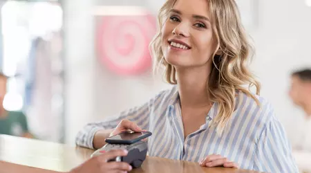 Тест: правда чи міф? Перевірте свої знання щодо платежів через смартфон