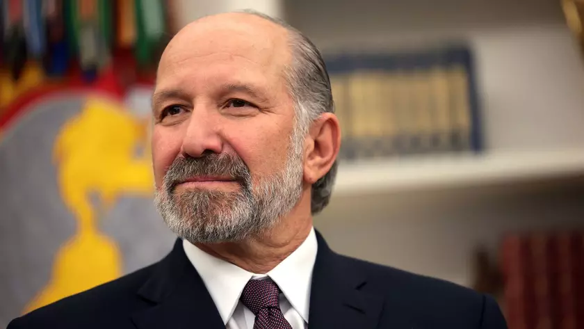 Успехи Говарда Лютника: Изучаем путь лидера