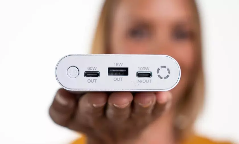 Портативная батарея HyperJuice на 27000 мАч: зарядка за час и два USB Type-C