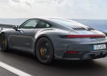 Hybrid Porsche cars will become lighter ...