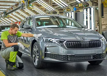Czech car production rises to a record 1.453 million vehicles in 2024